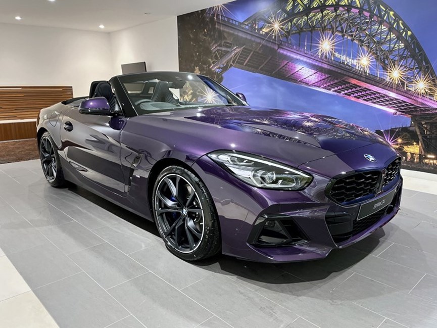 Giá xe BMW Z4 sDrive20i 2026