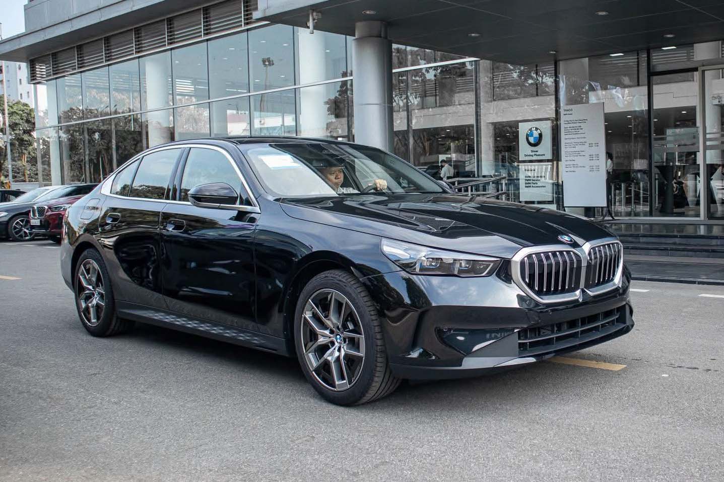 All-New BMW 520i Premium