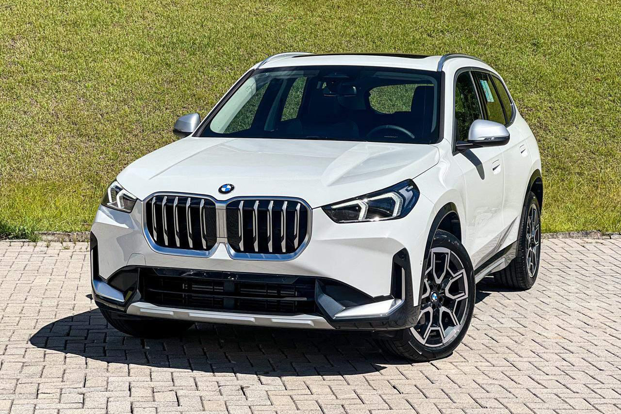 Giá BMW X1 sDrive20i 2026 bao nhiêu?