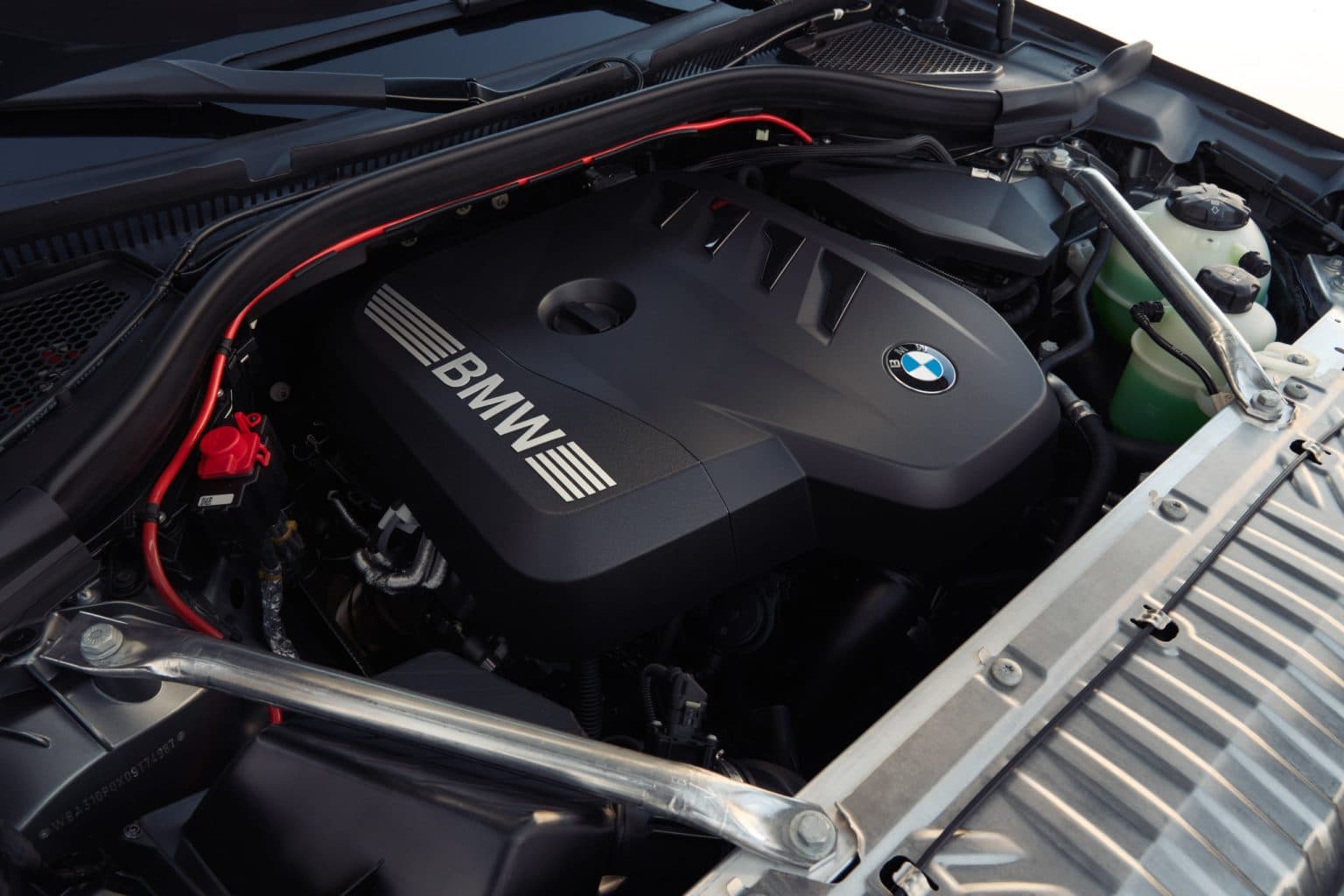 Động cơ và khả năng vận hành BMW X3