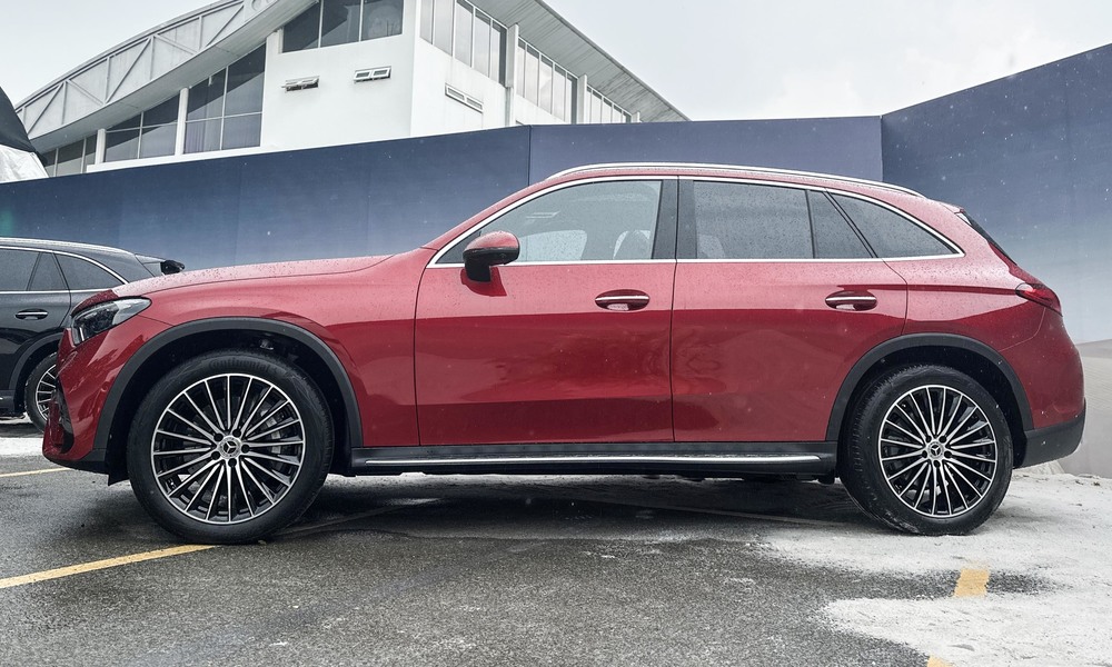 Động cơ Mercedes-Benz GLC 2026