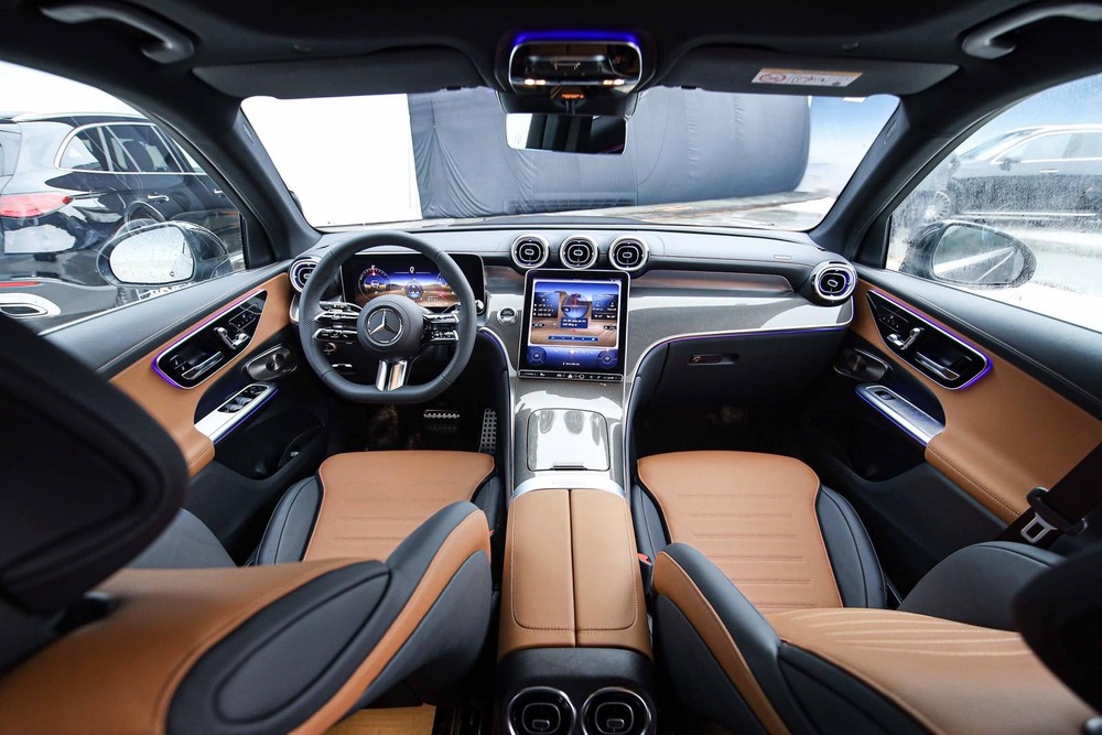Nội thất Mercedes-Benz GLC 2026