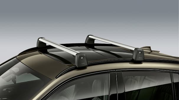 Thanh ngang cốp nóc BMW.