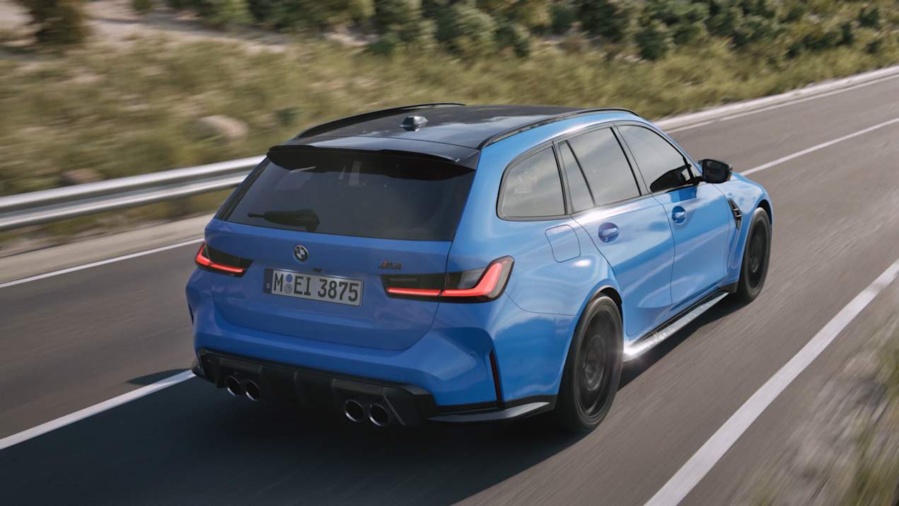 DRIVING DYNAMICS.