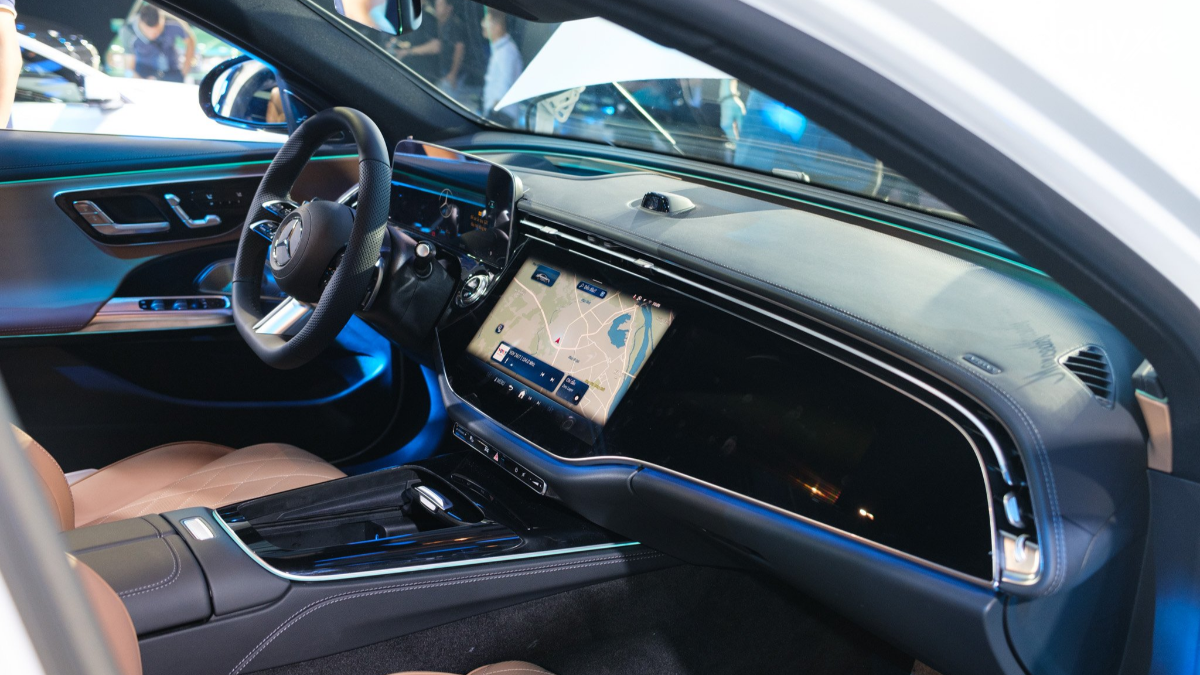 Cảm giác lái Mercedes E-Class