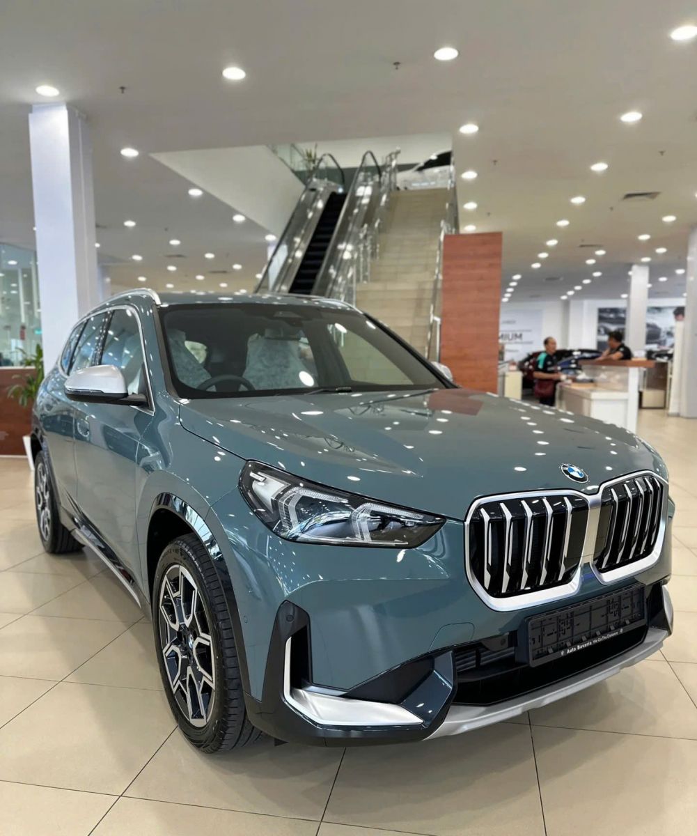 Ngoại thất BMW X1 sDrive20i 2026: Vuông vức và hiện đại hơn