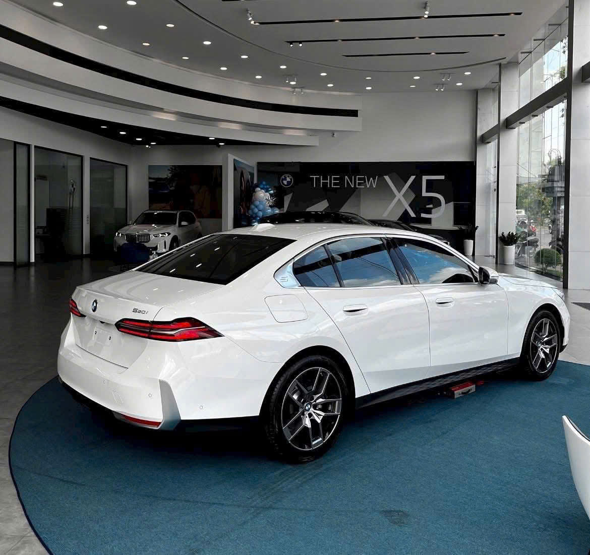 Công nghệ Mild Hybrid 48V trên BMW 520i Premium