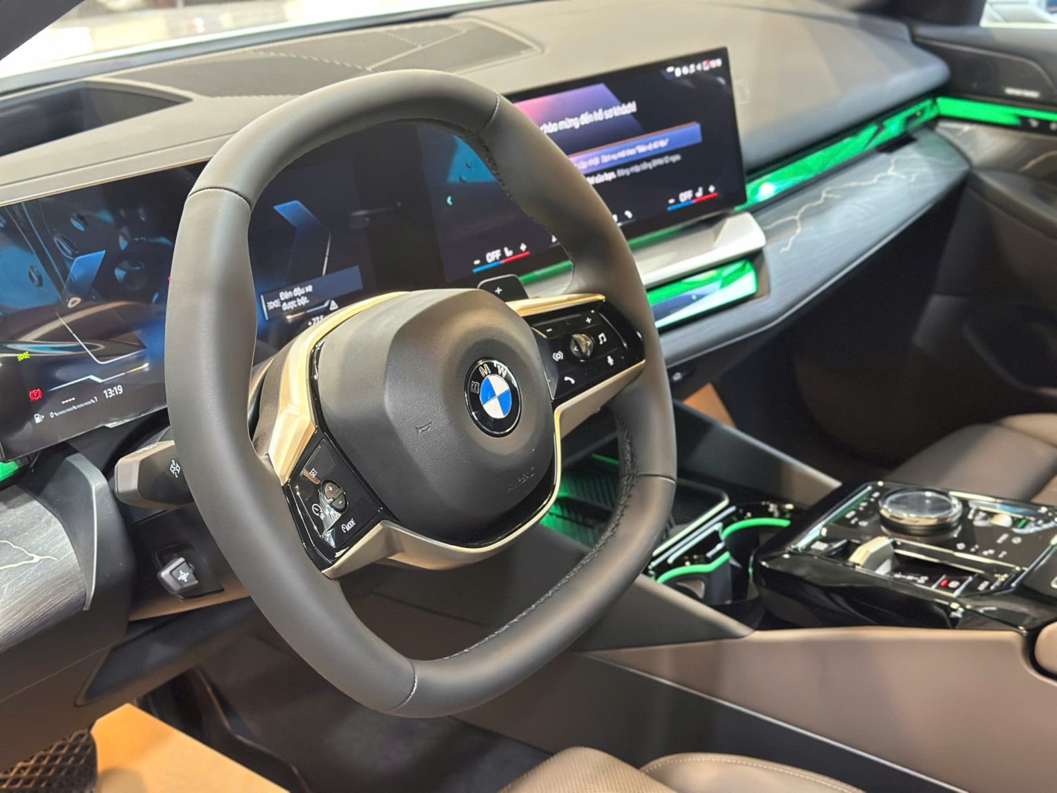 BMW Curved Display